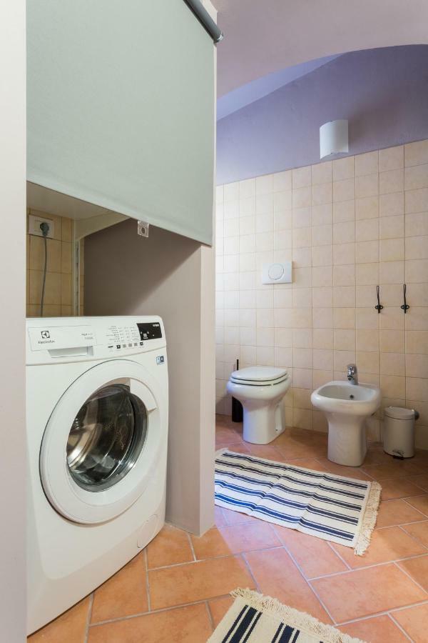 Cosy Apartment 2 Minutes From Duomo Milan Exterior photo
